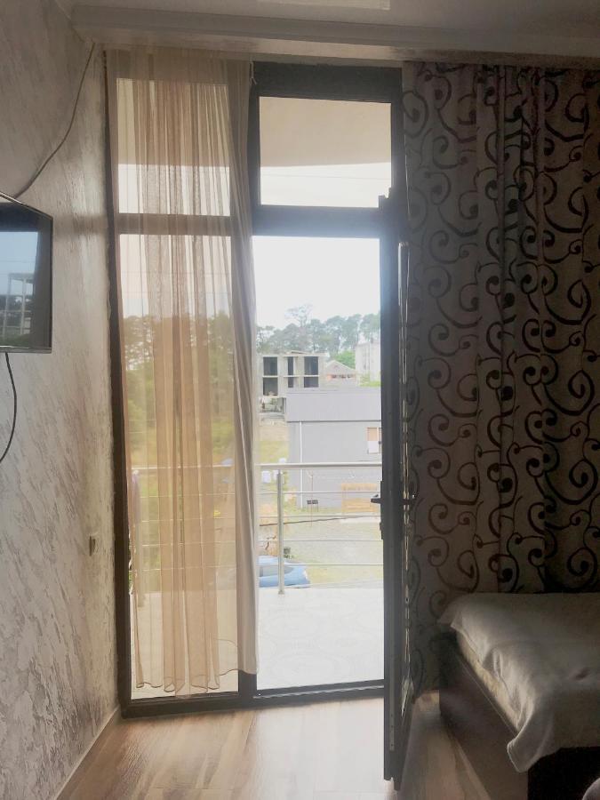 Tiktok House Hotel Кобулети Екстериор снимка